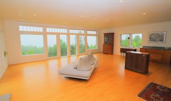 968 Centebar Rd, Albany, VT 05845