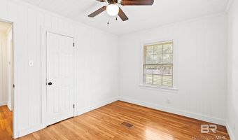 301 E Craig St, Atmore, AL 36502