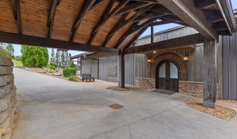 1020 Thomas Rd, Benton, TN 37307