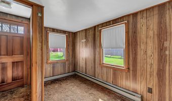 26 Barnum Rd, Danbury, CT 06811