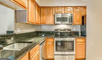 3305 WYNDHAM Cir 156, Alexandria, VA 22302