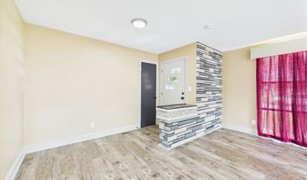 901 Fremont Dr, Anderson, IN 46012