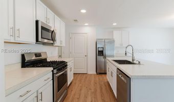 204 Mascot Ct, Bluffton, SC 29909