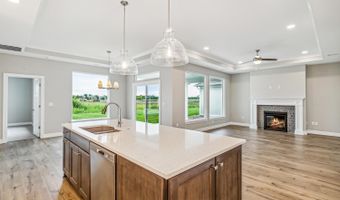 312 W Boxthorn Dr, Andover, KS 67002