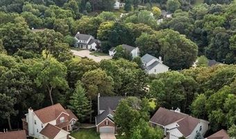 14 Greystoke Ct, Ballwin, MO 63021
