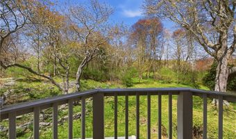 15 Hammersmith Rd 30A, Newport, RI 02840