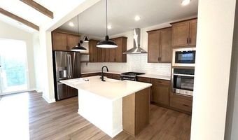2408 Merriment Dr, Amherst, OH 44001