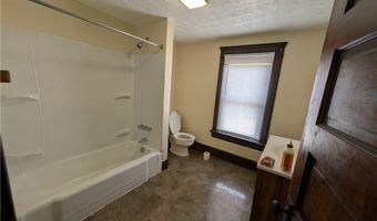 430 Alexander St, Akron, OH 44306