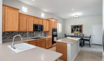 42727 N COURAGE Trl, Anthem, AZ 85086