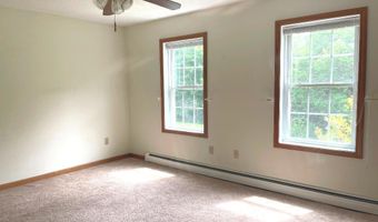 9 Crate Ln, Canaan, NH 03741