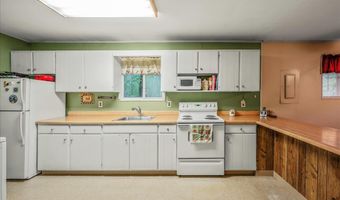364 Brier Crest Rd, Blakeslee, PA 18610