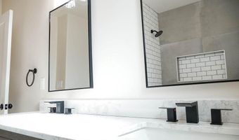 3017 Frontier Ave NE, Albuquerque, NM 87106