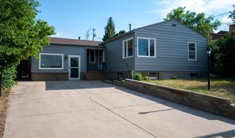 2529 E 16TH St, Cheyenne, WY 82001