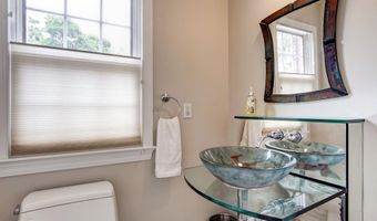 5013 BROOKDALE Rd, Bethesda, MD 20816