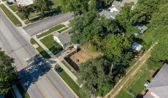 350 E Clark Ave, Augusta, KS 67010