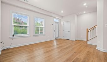818 S GREENBRIER St, Arlington, VA 22204