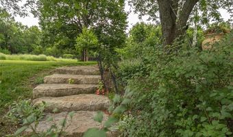 364 E 1600 Rd, Baldwin City, KS 66006