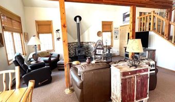 1225 Country Ln, Lamoille, NV 89828