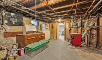 87 Currier St, Barre, VT 05641