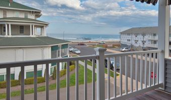 20 Woodland Ave, Avon By The Sea, NJ 07717