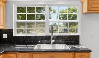 5900 Ostrom Ave, Encino, CA 91316