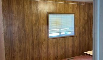 20 1st Ave E, Deaver, WY 82421