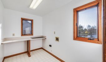 403 Southcreek Dr N, Indianapolis, IN 46217