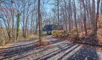 8415 SPICEWOOD Ct, Annandale, VA 22003