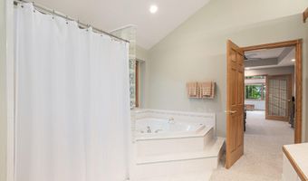 4085 Wildwood Dr, Allegan, MI 49010