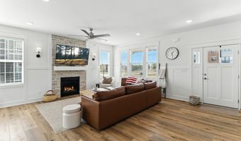 1811 SW Westview Dr, Ankeny, IA 50023