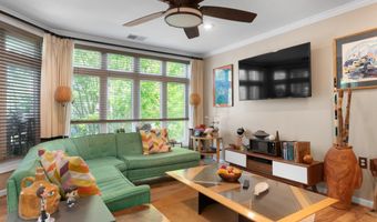 1142 LAKE HERON Dr 2B, Annapolis, MD 21403