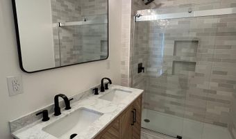 1526 11th St, Bedford, IN 47421