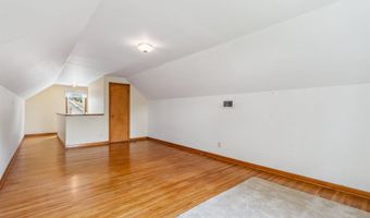 717 3rd Ave SE, Dyersville, IA 52040