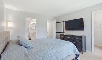 2600- F S ARLINGTON MILL Dr F, Arlington, VA 22206