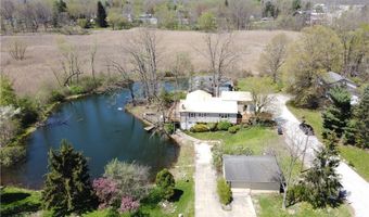 745 McRoberts Ave, Aurora, OH 44202