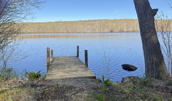 19 Lakeview Dr, Colchester, CT 06415