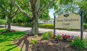 30 Sweet Meadows Ct 26, Narragansett, RI 02882