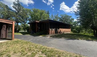 1402 N Mckay Ave NE, Alexandria, MN 56308
