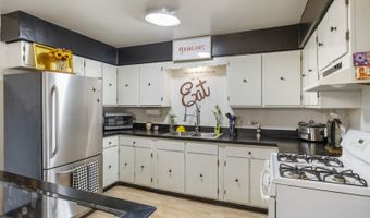 215 S Hale St 7C, Addison, IL 60101