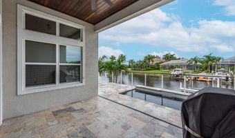 5305 WISHING ARCH Dr, Apollo Beach, FL 33572