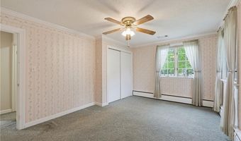 200 Waterman Lake Dr, Glocester, RI 02814