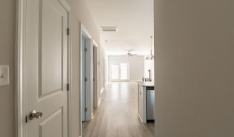 1227 University Ln E, Aiken, SC 29801