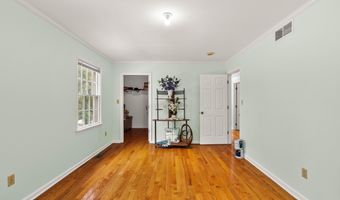 20 Cannonball Dr, Barnegat, NJ 08005