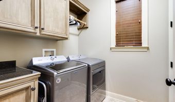102 Bayou Parc Dr, Youngsville, LA 70592