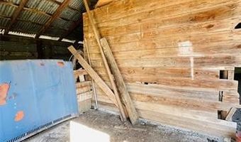 306 N Cherokee St, Beggs, OK 74421