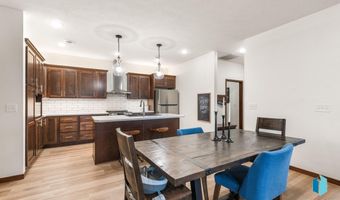 1528 W Autumn Cir, Brandon, SD 57005