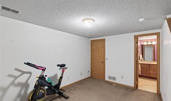 14316 Estates Ave, Apple Valley, MN 55124