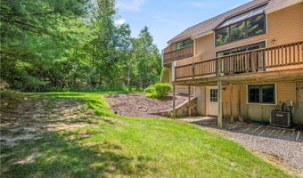 80 Fisher Rd 50, Cumberland, RI 02864