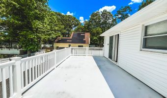 518 Delaware Ave, Absecon, NJ 08201
