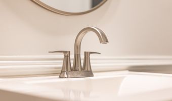 1804 River Pointe Dr, Albany, GA 31701